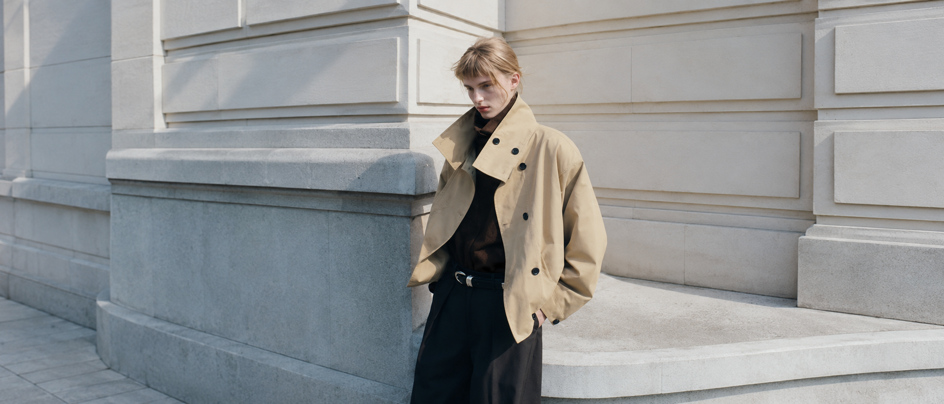 Effortless women's everyday style